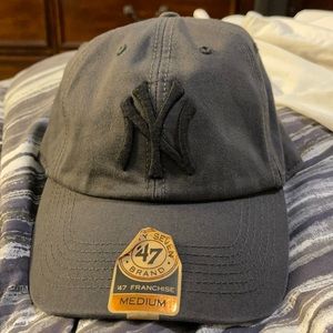 NY Yankees cap